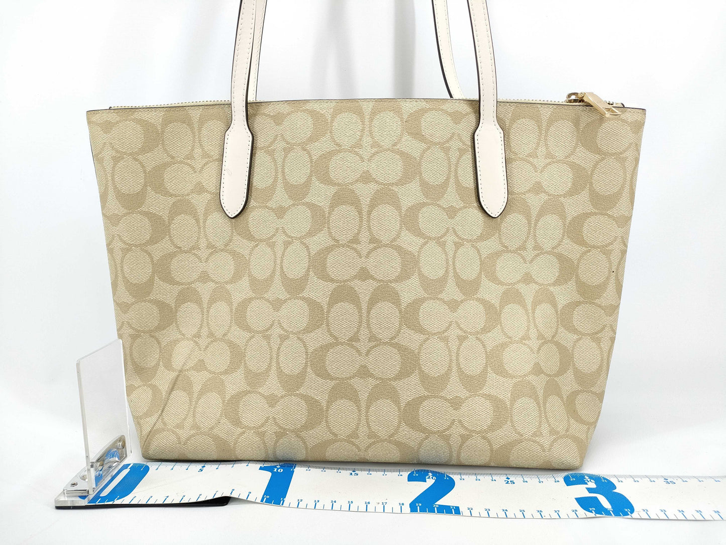 COACH Signature Coach Shoulder Bag Signature Beige Tote Bag