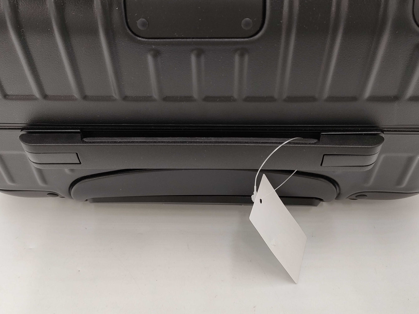 RIMOWA Polycarbonate Hybrid Carry-On Bag 883.52.67.4