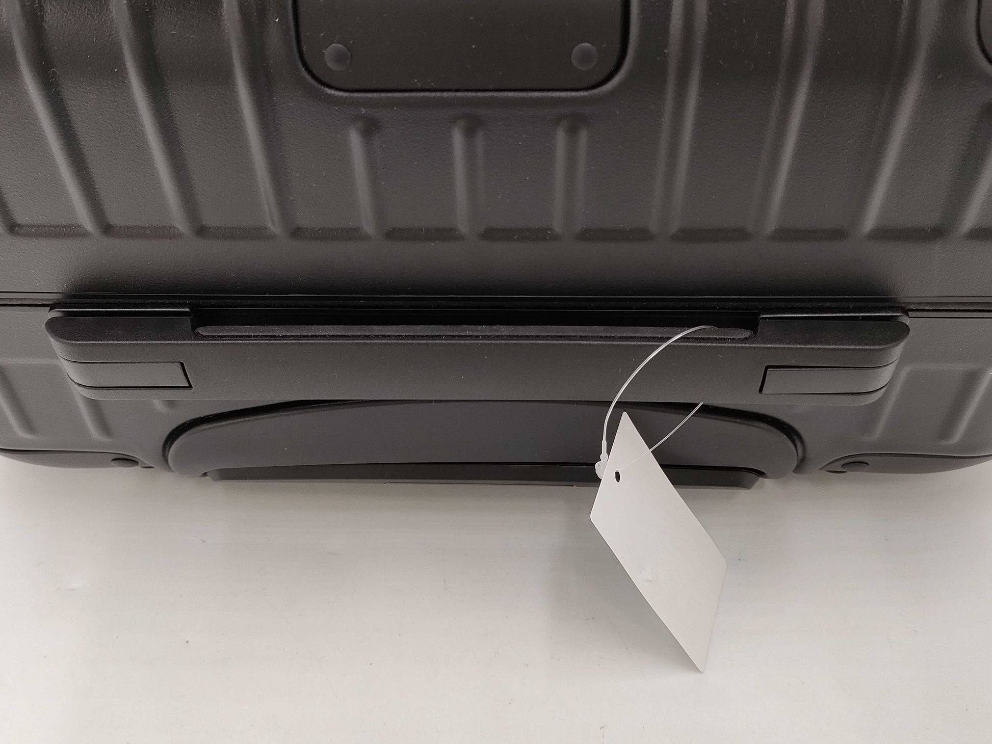 RIMOWA Polycarbonate Hybrid Carry-On Bag 883.52.67.4