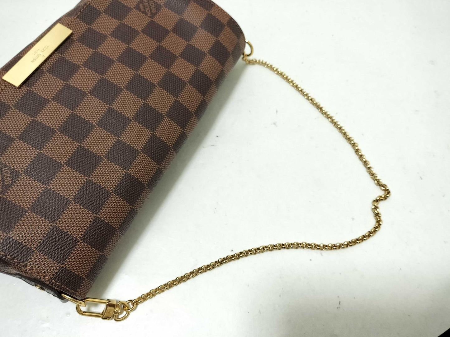 LOUIS VUITTON Damier Vuitton Damier Favorite PM N41276 Shoulder Bag