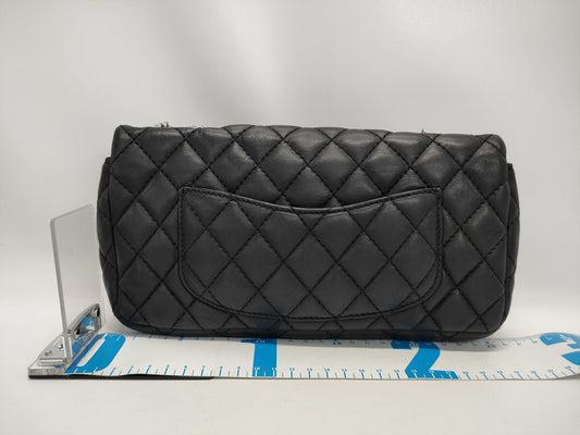 CHANEL Matelasse Shoulder Bag with Silver Hardware