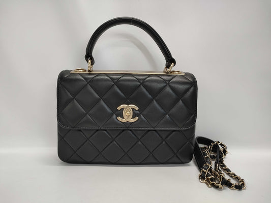 CHANEL Matelasse Plate Hand Black Shoulder Bag