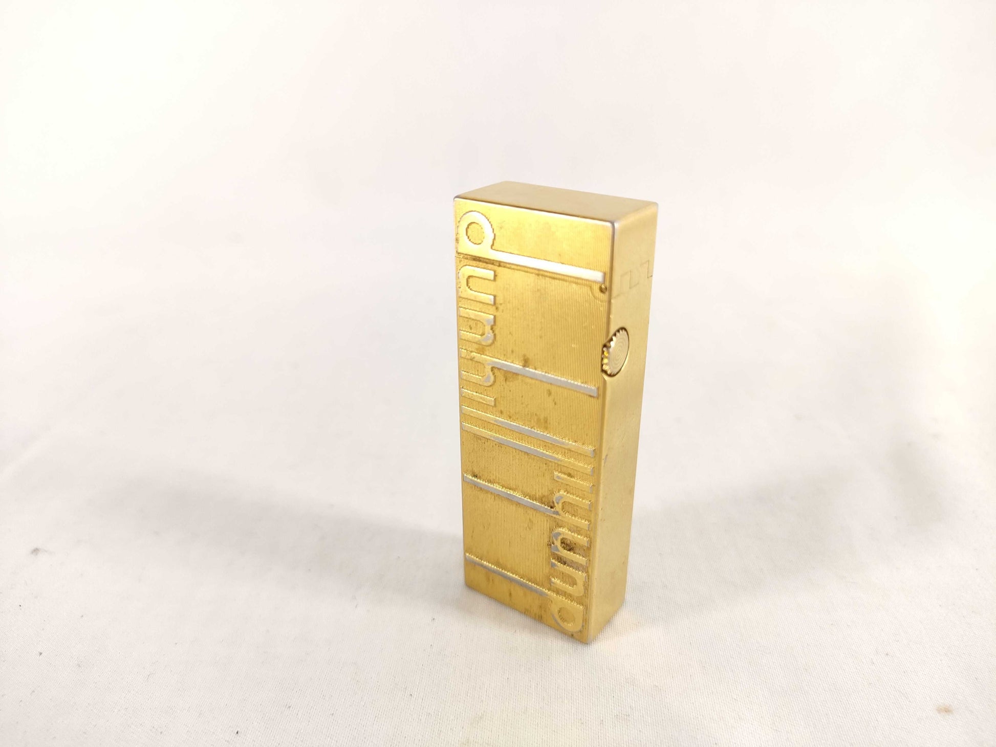 dunhill dunhill dunhill roller type gas lighter gold three-dimensional logo and other accessories