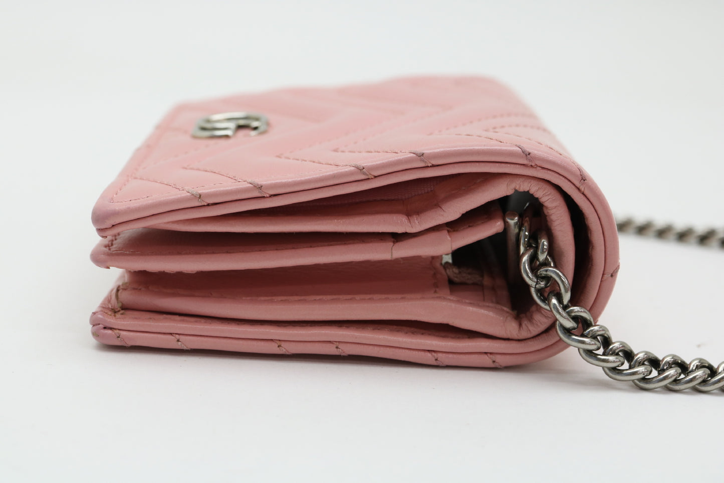 GUCCI GG Marmont Quilted Chain Wallet Wallet