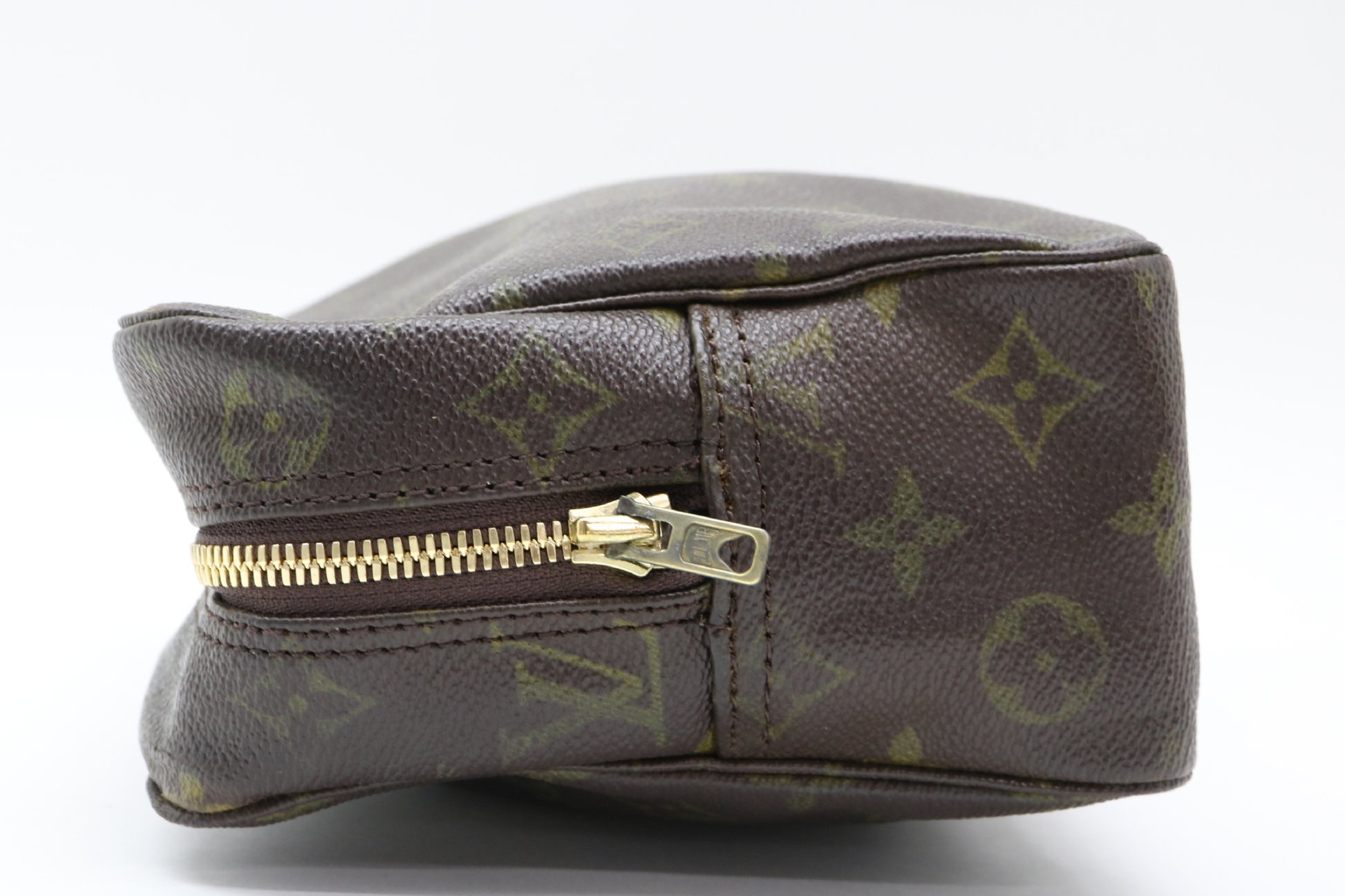 LOUIS VUITTON Monogram Truth Toilette Pouch