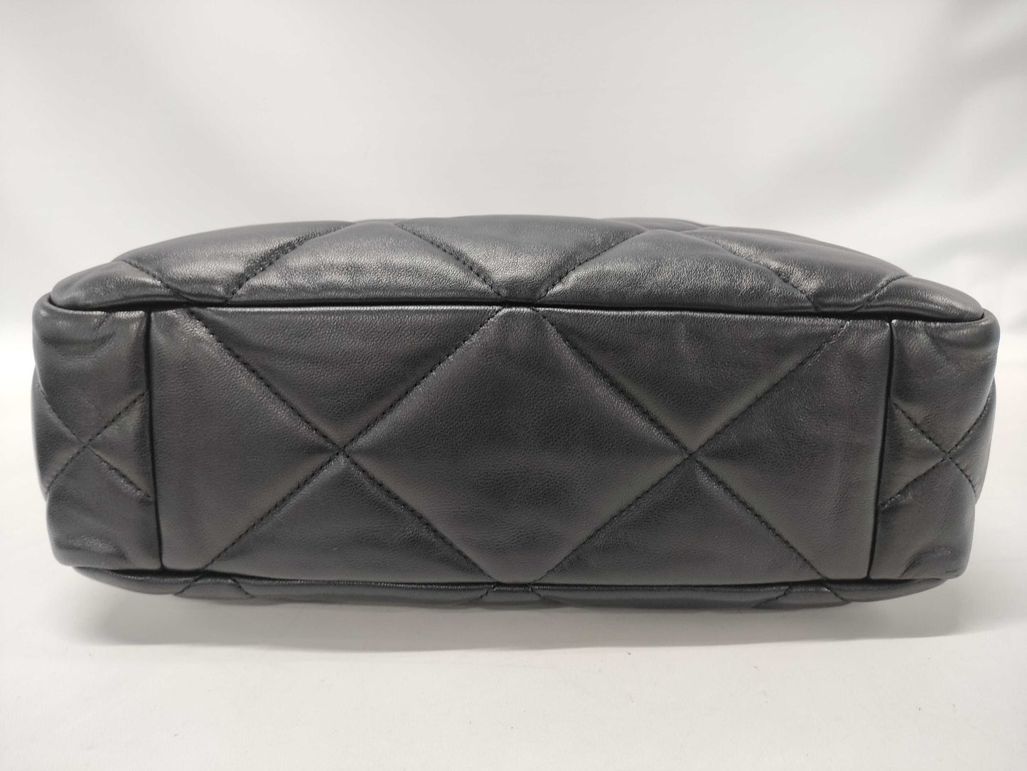 CHANEL 19 F397X246 Matelasse Lambskin Black Shoulder Bag