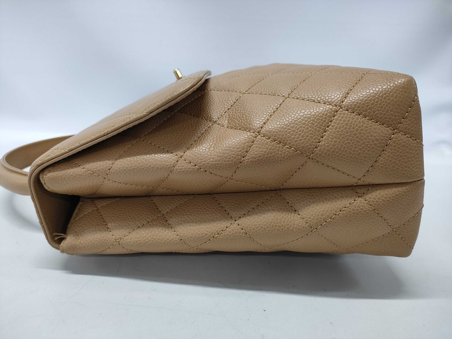 CHANEL Matelasse Coco Handle Handbag in Beige Caviar Leather 8422286
