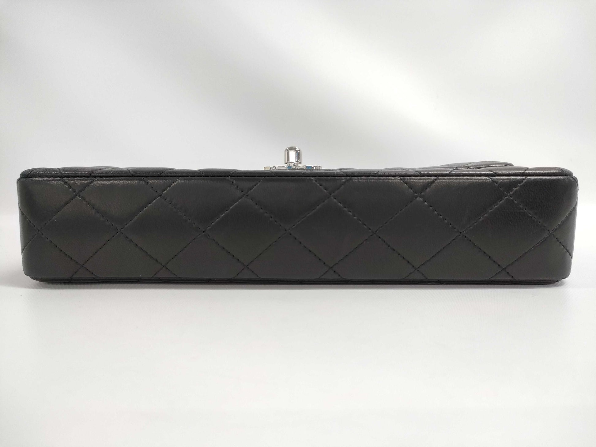 CHANEL Matelasse Lambskin Single Shoulder Bag with Silver Hardware
