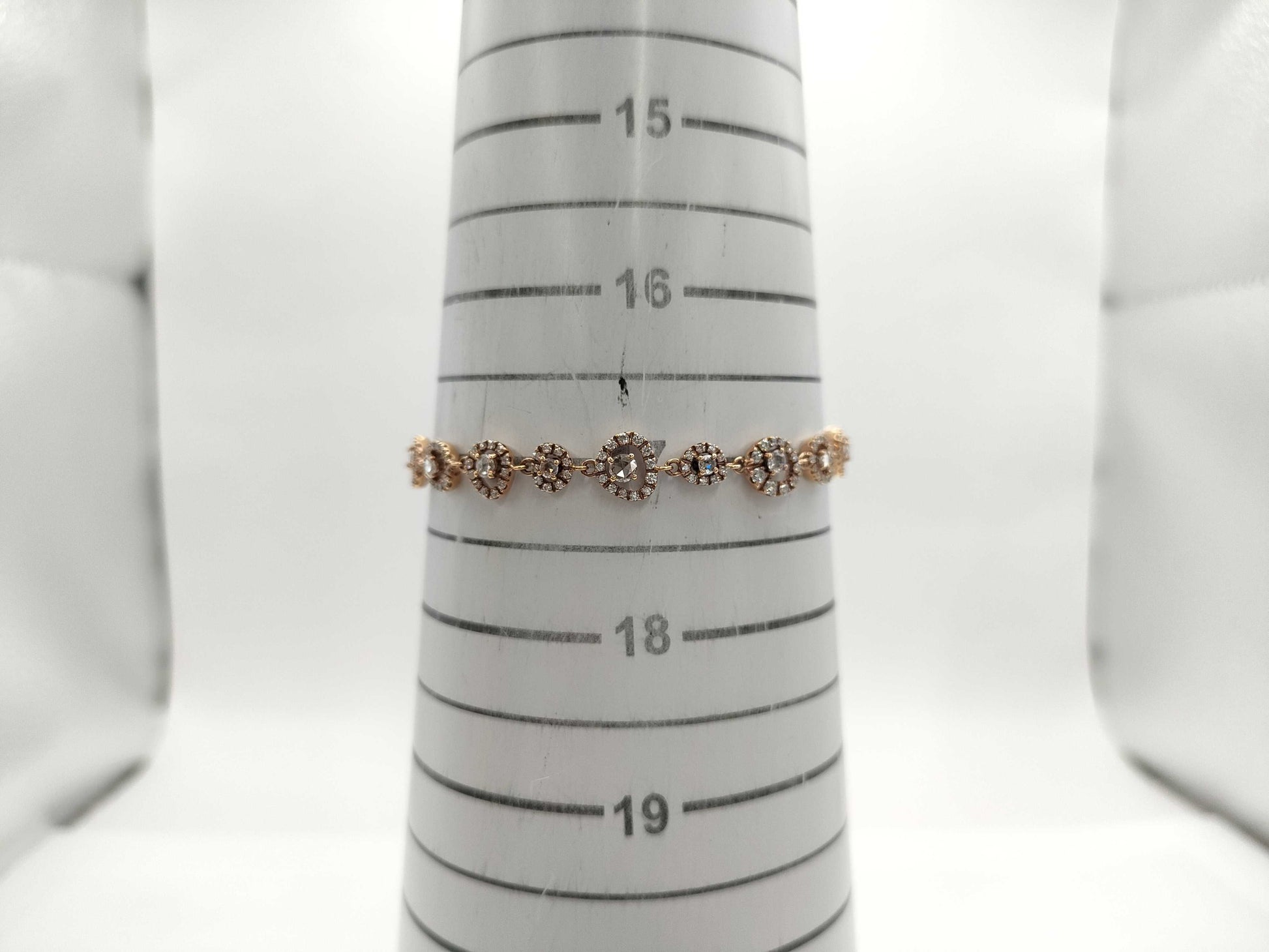 Damiani Juliet Diamond PG 750 11.0g Bracelet Bangle