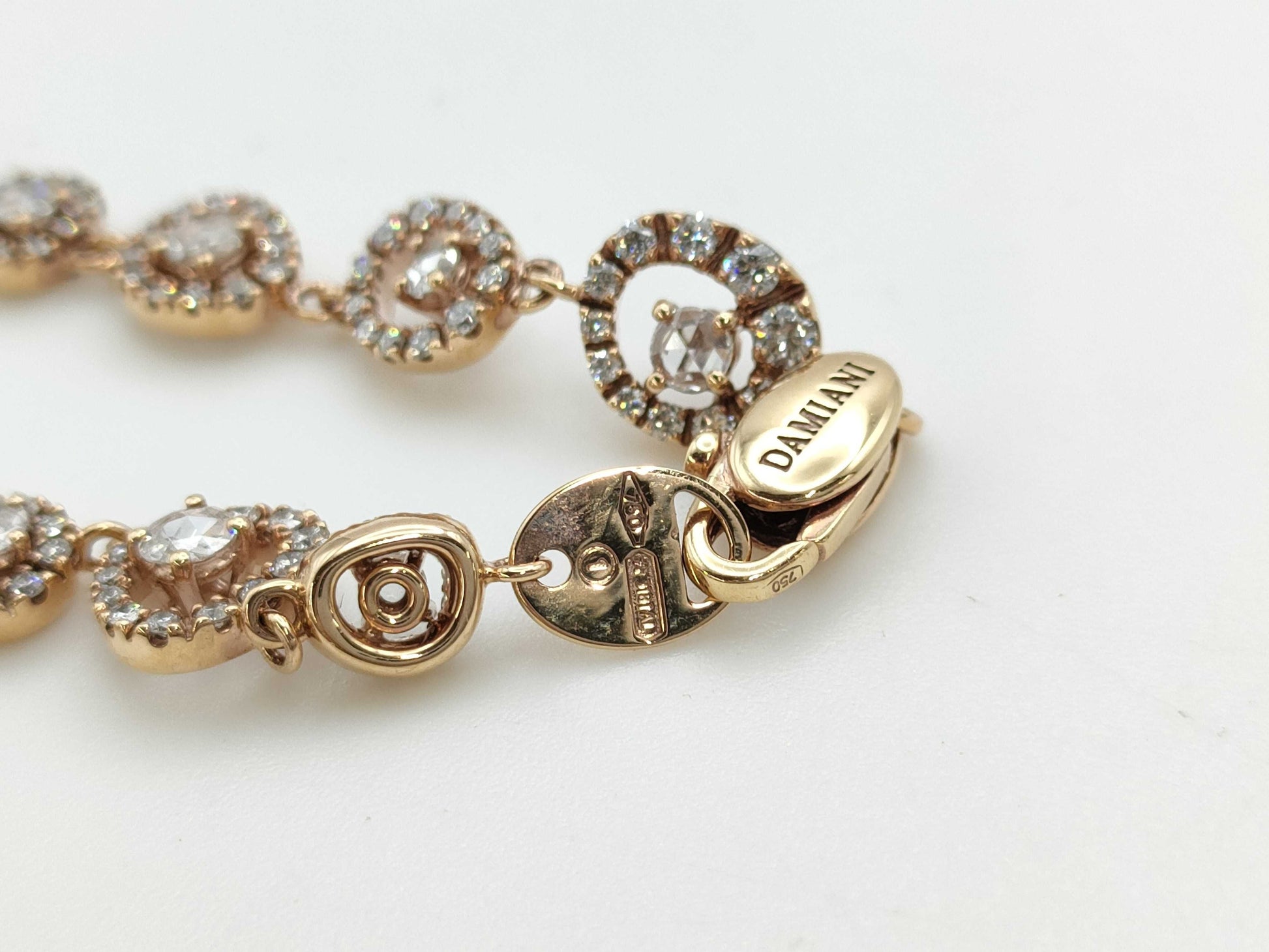 Damiani Juliet Diamond PG 750 11.0g Bracelet Bangle