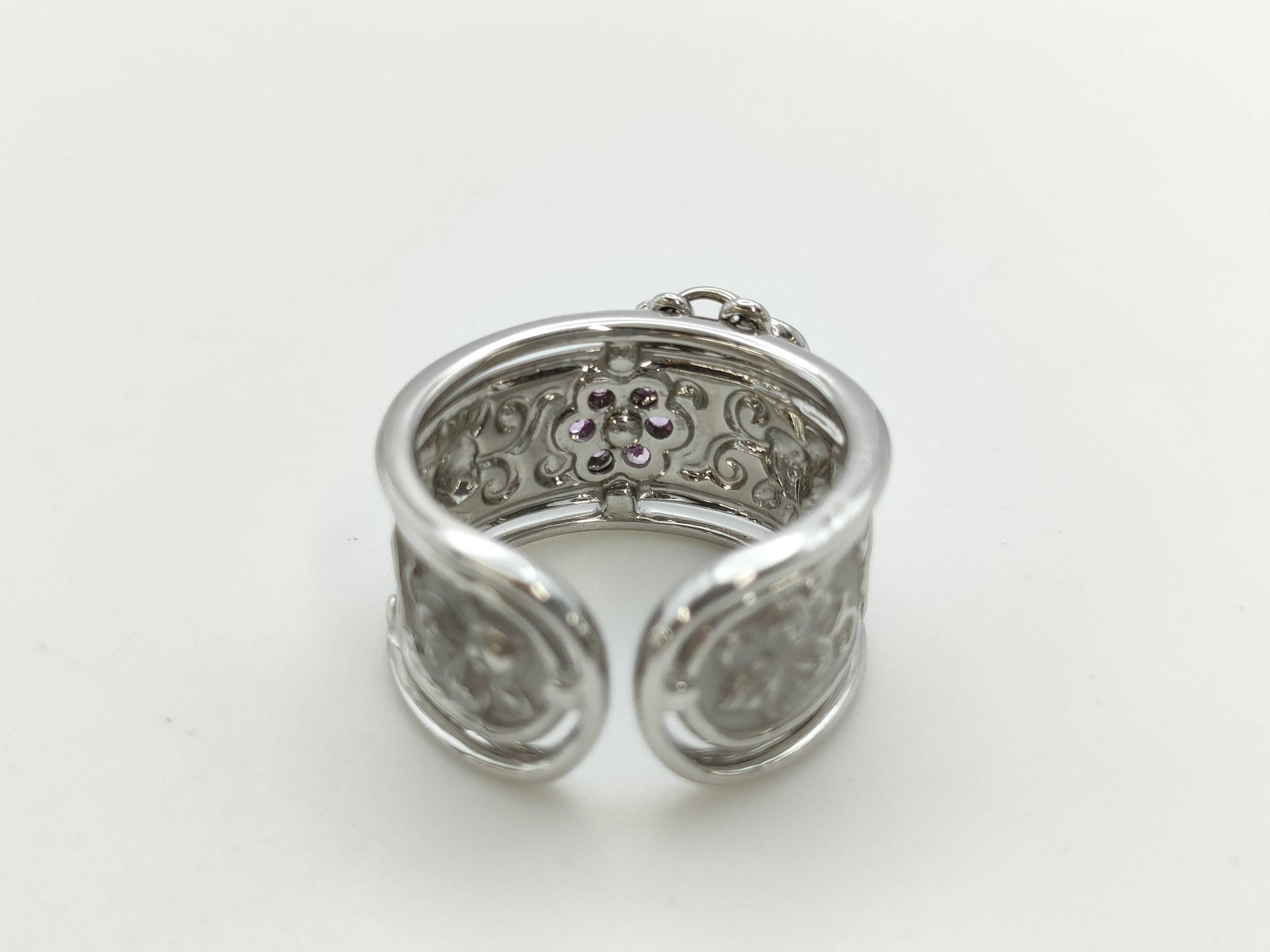Carrera y Carrera Colored Stone Diamond WG 750 7.0g Ring