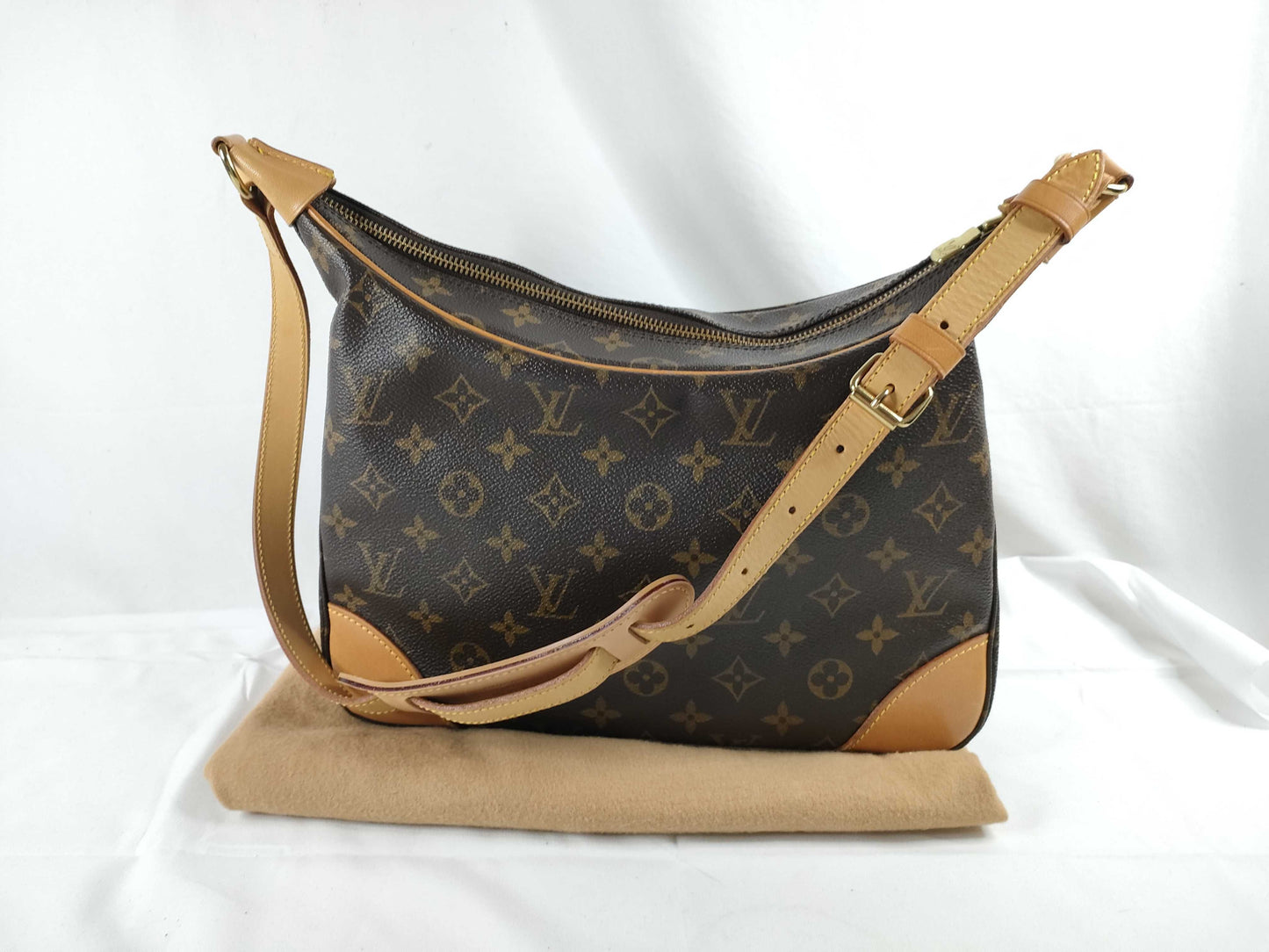LOUIS VUITTON Monogram Boulogne 30 M51265 Shoulder Bag Shoulder Bag