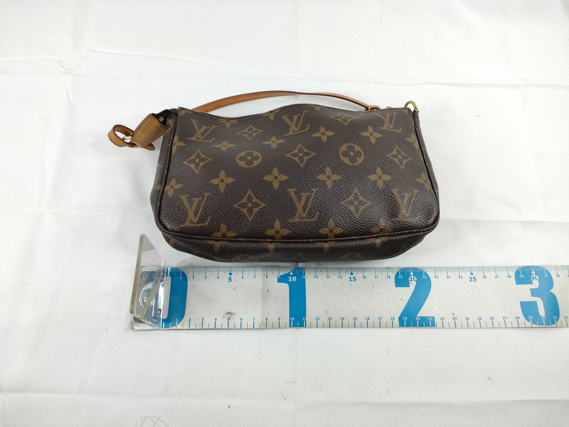 LOUIS VUITTON Monogram Pochette Accessoir M51980 Pouch Handbag