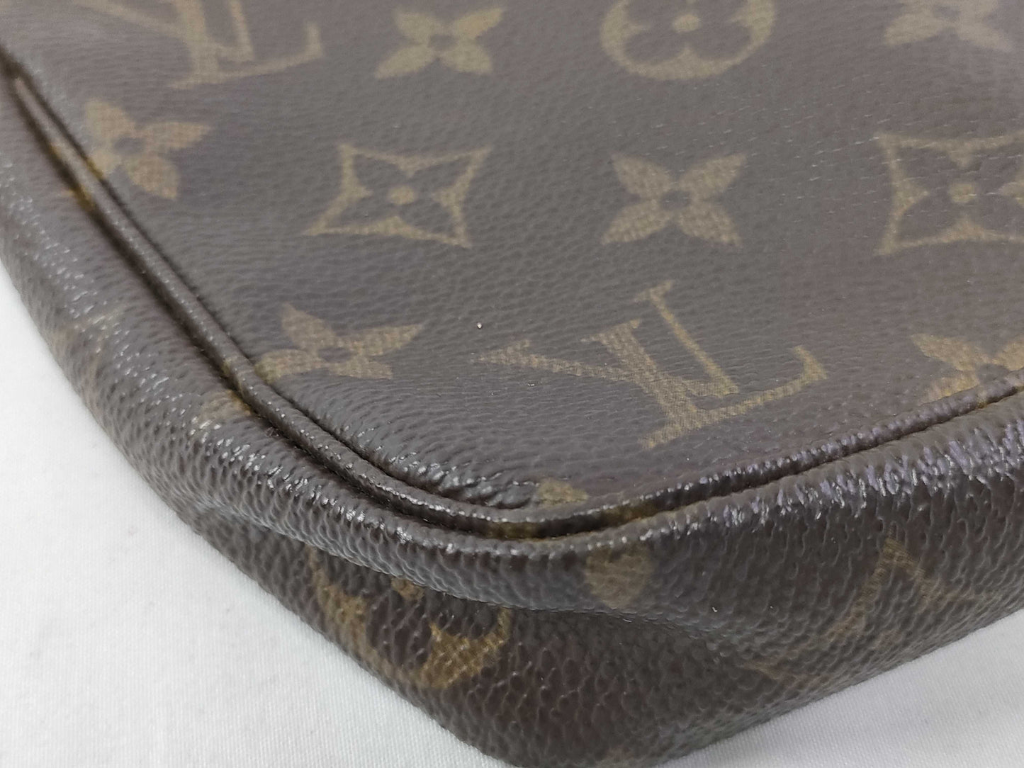 LOUIS VUITTON Monogram Vuitton Accessoir Pouch