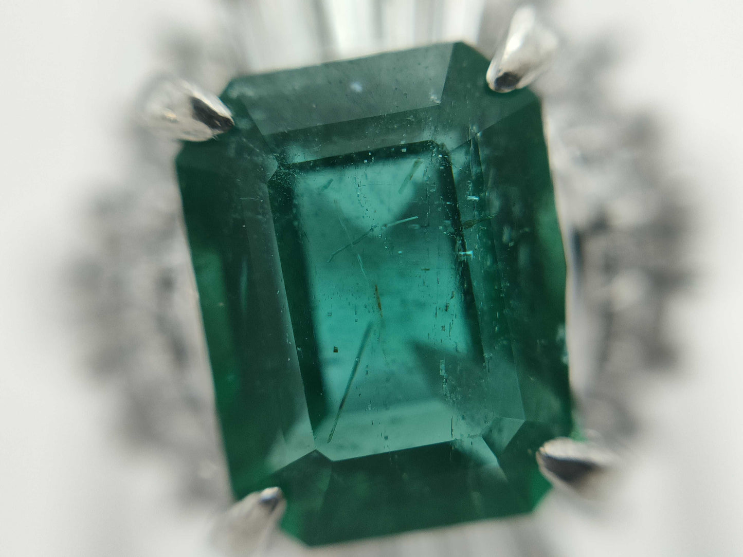 E1.62ct D0.70ct PT900 7.6g Ring