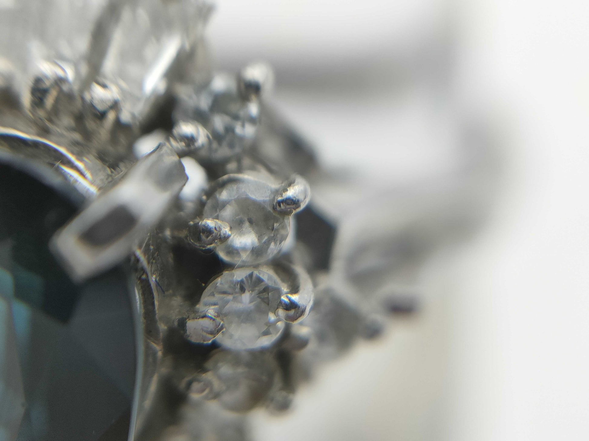 S2.46ct D0.61ct PT900 6.8g Ring