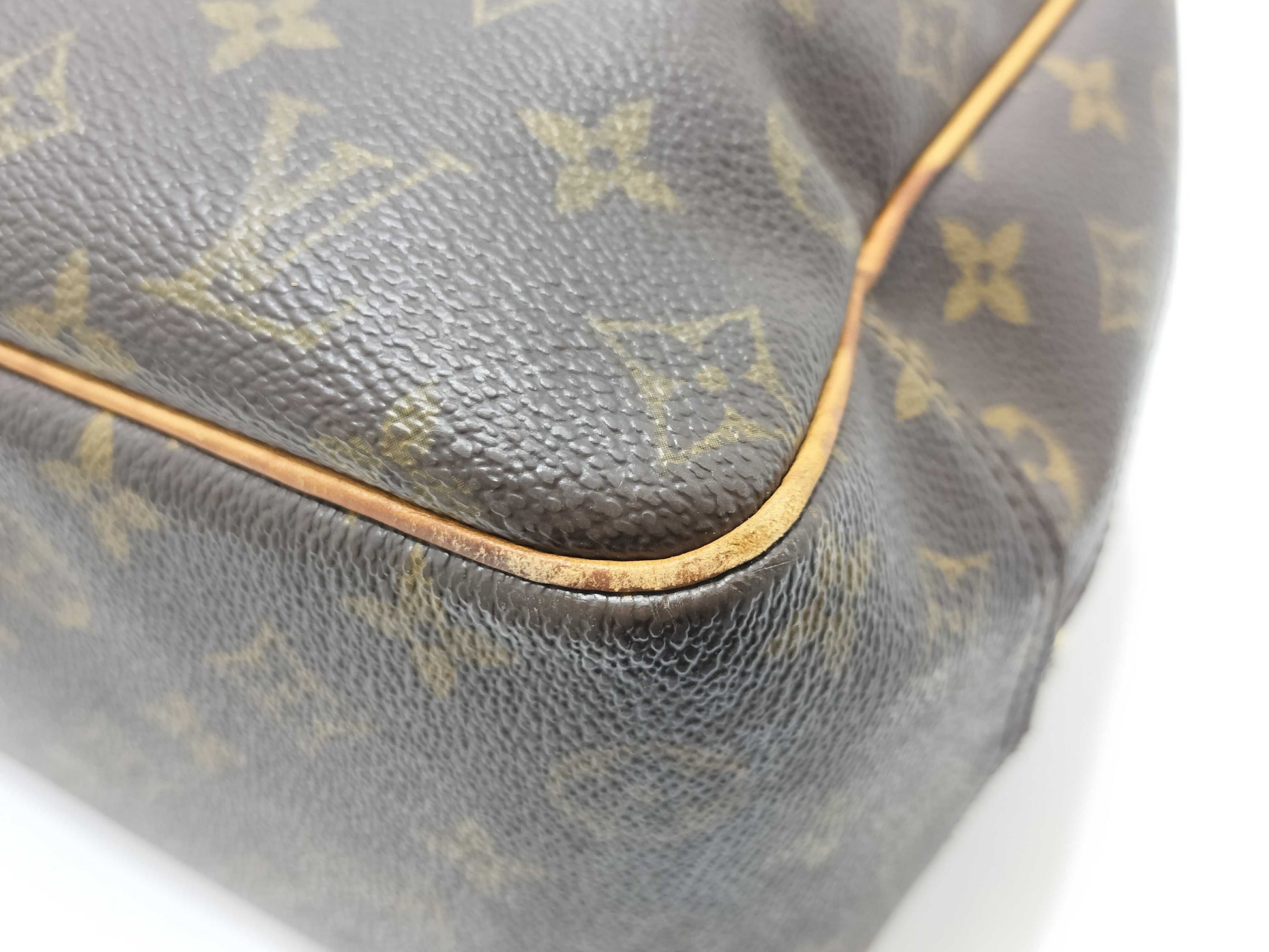 LOUIS VUITTON Monogram Vuitton Deauville Handbag