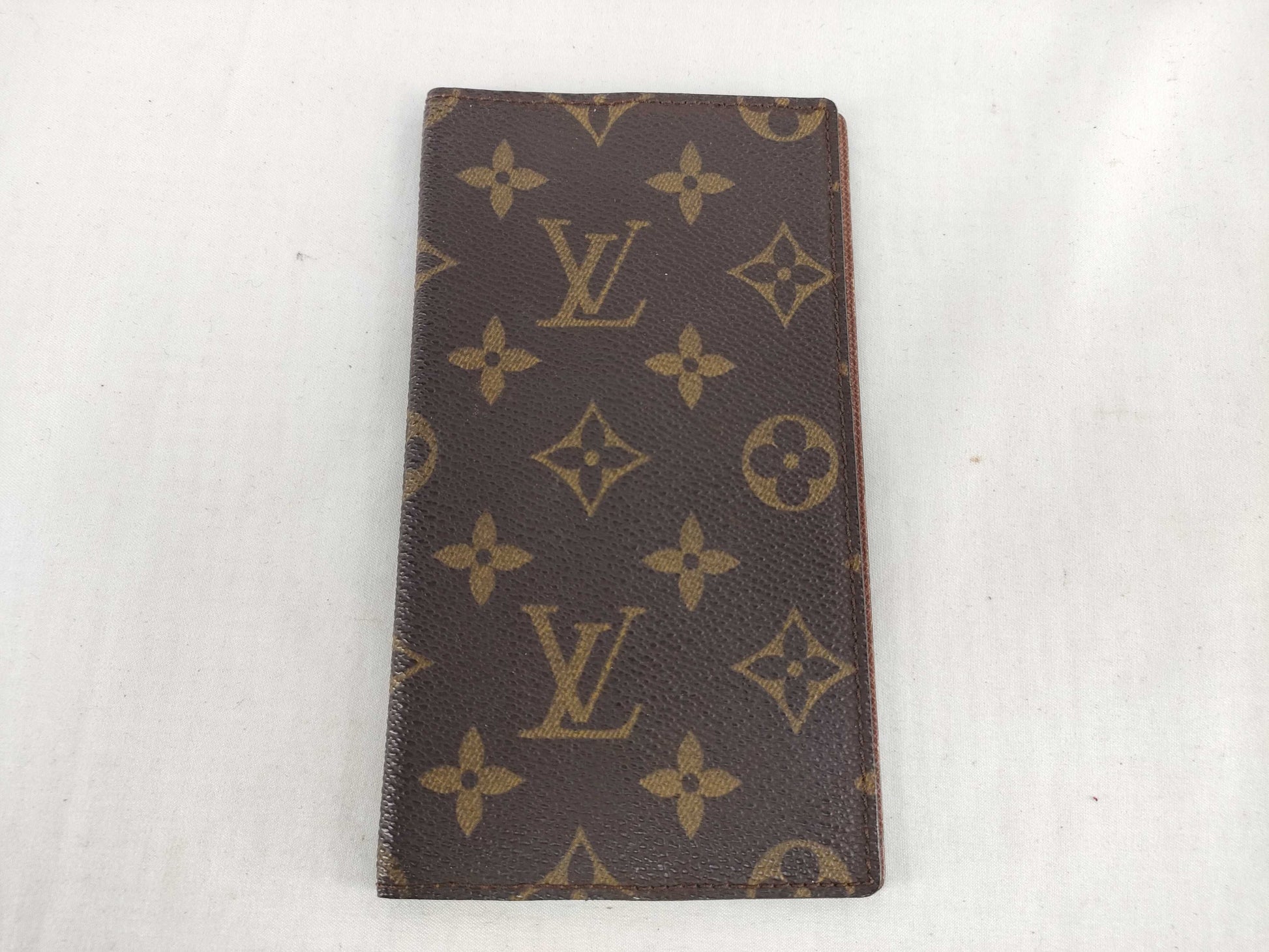 LOUIS VUITTON Monogram Vuitton Agenda Notebook Cover