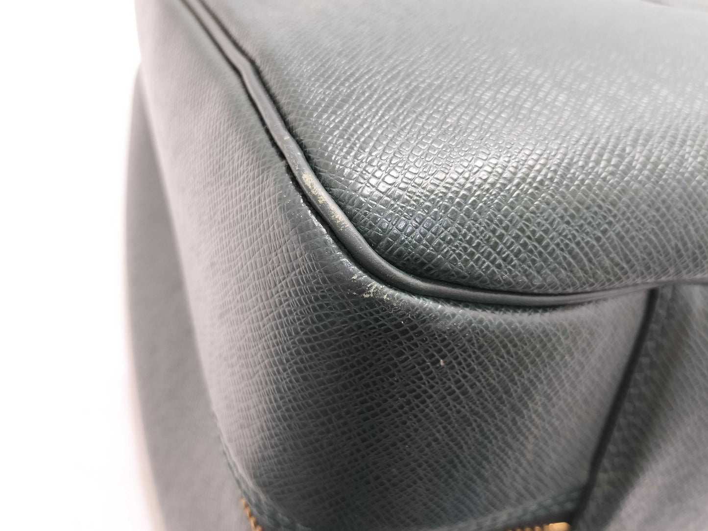 LOUIS VUITTON Taiga Taiga Garment Boston Bag