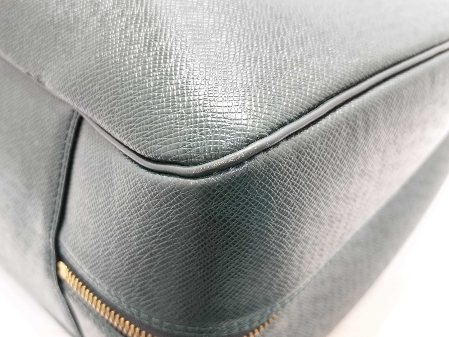 LOUIS VUITTON Taiga Taiga Garment Boston Bag