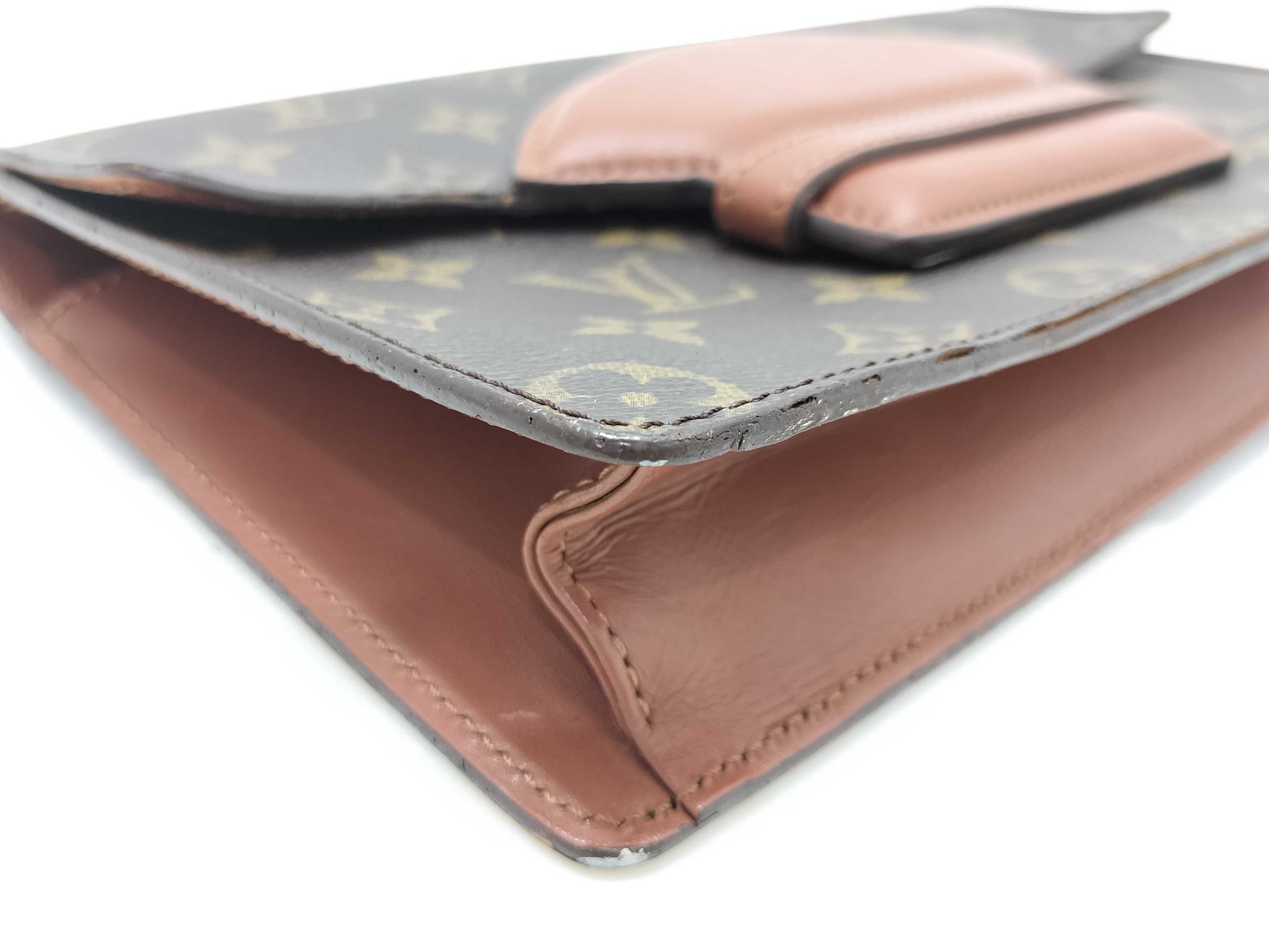 LOUIS VUITTON Monogram LOUIS VUITTON Vuitton Monogram Chaillot Clutch Bag