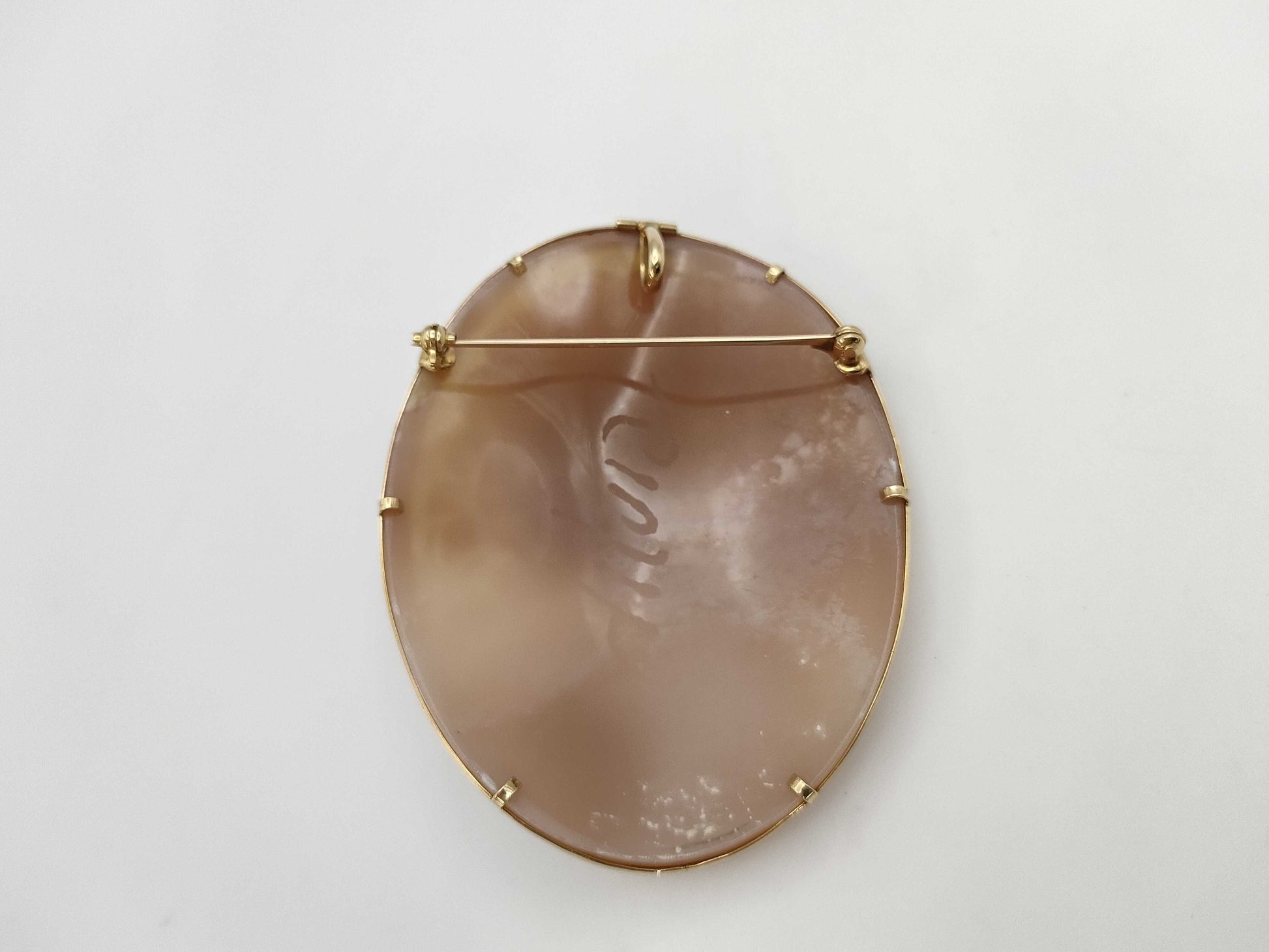 Cameo K18 20.4g Brooch