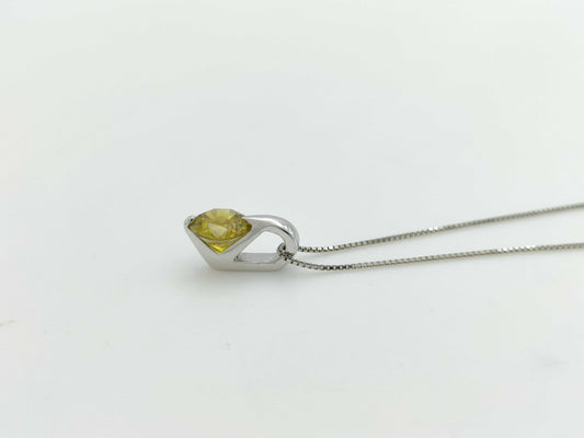 Sphene 0.81ct PT900/850 2.5g Necklace