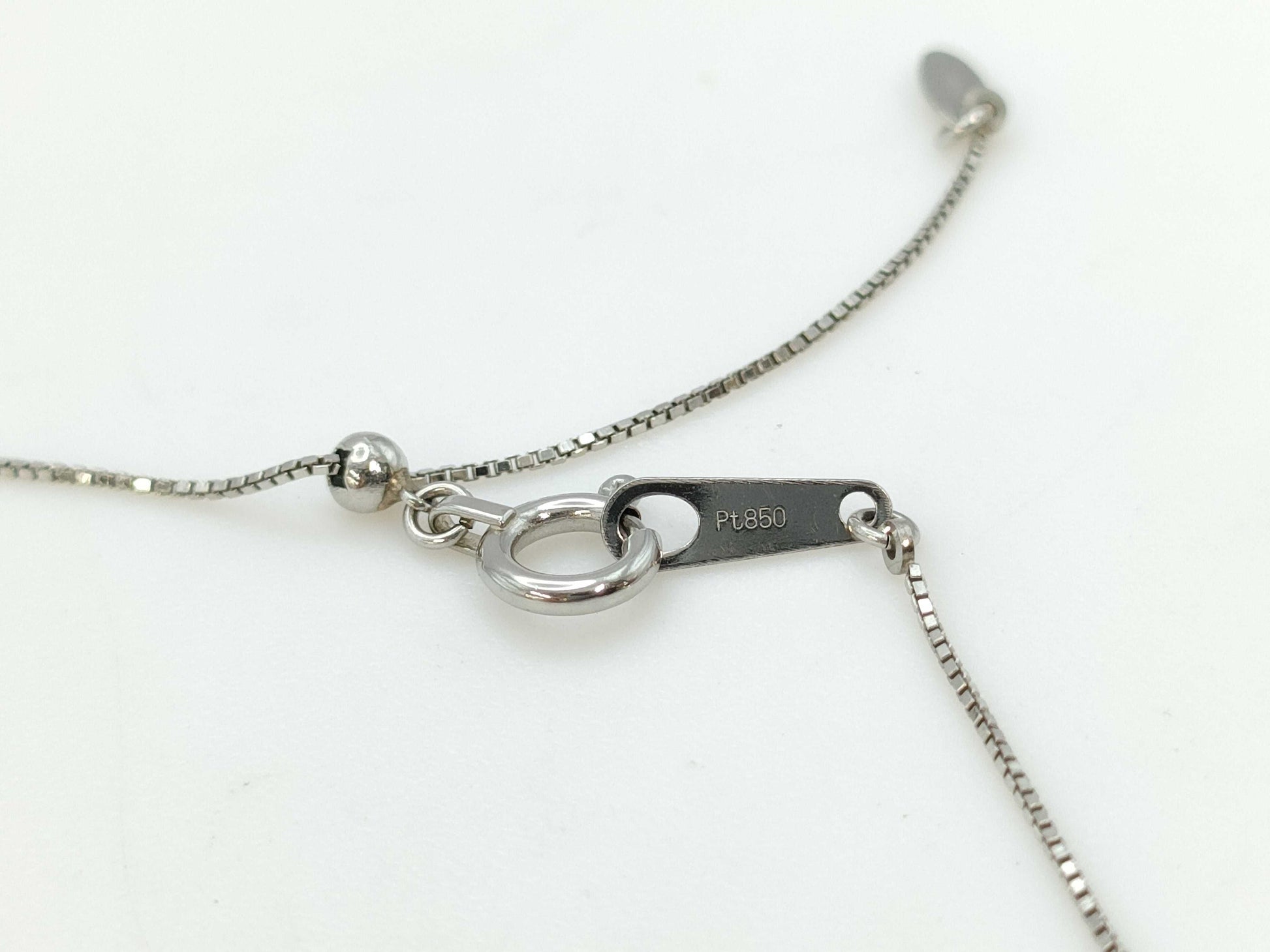 Sphene 0.81ct PT900/850 2.5g Necklace
