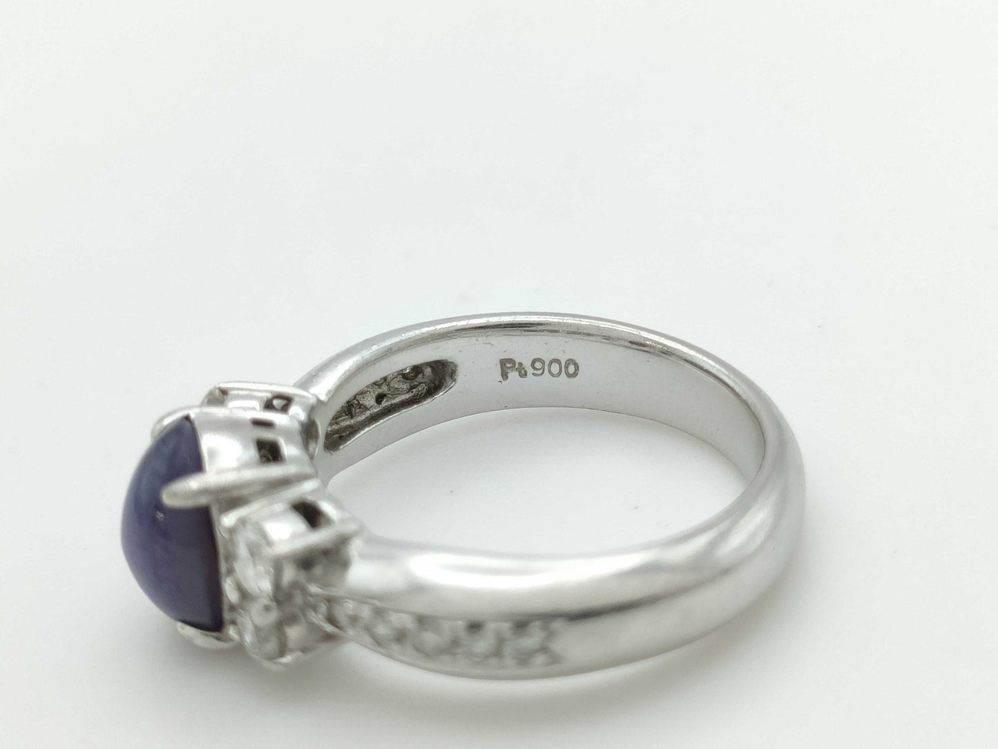 Violet Star Sapphire 2.14ct D0.48ct PT900 8.8g Ring