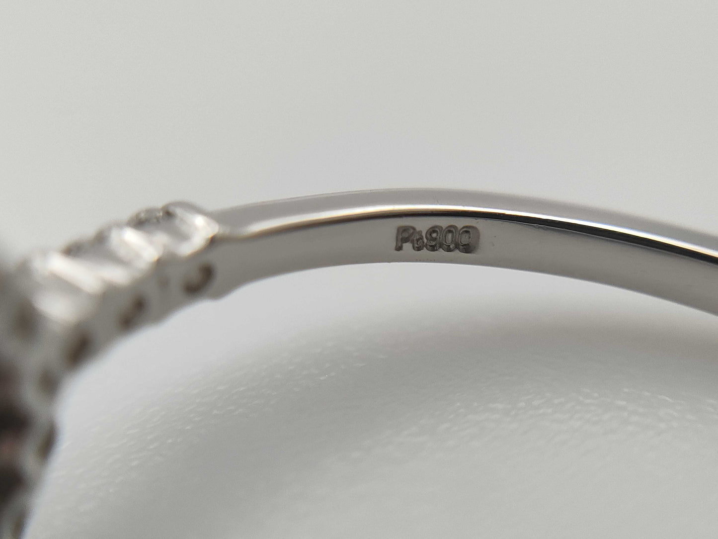 Sapphire Diamond PT900 2.7g Ring