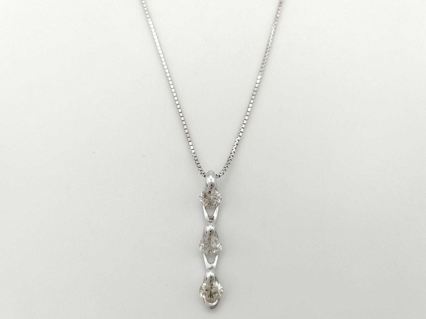 D1.60ct K18WG 5.9g Necklace
