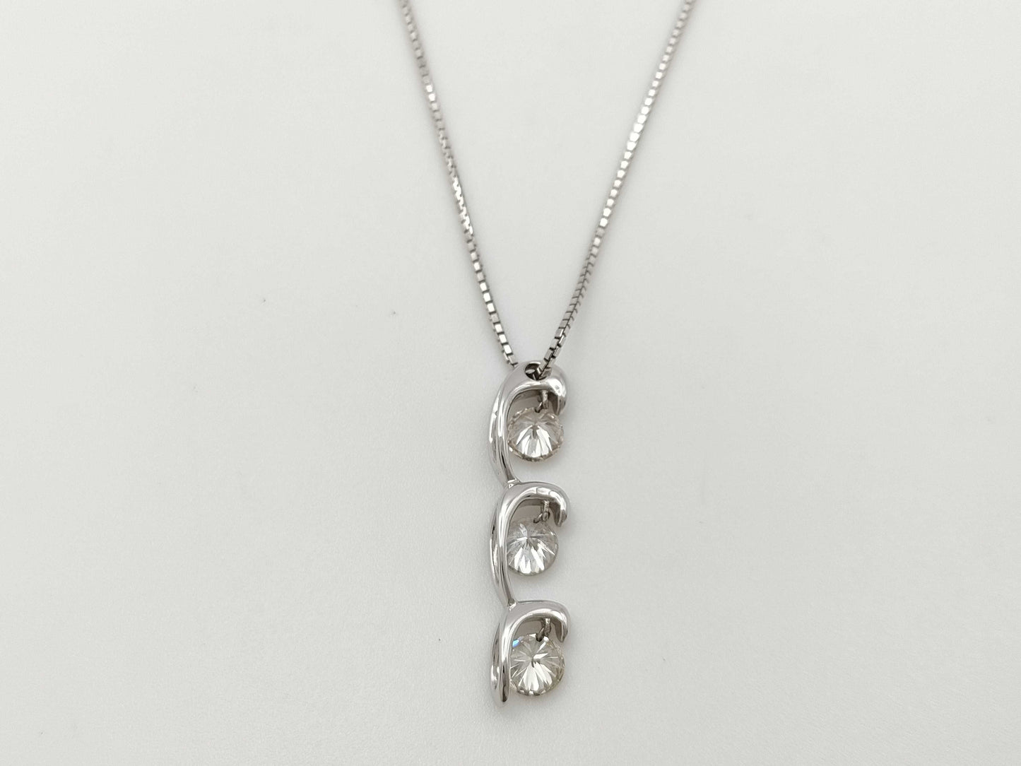 D1.60ct K18WG 5.9g Necklace