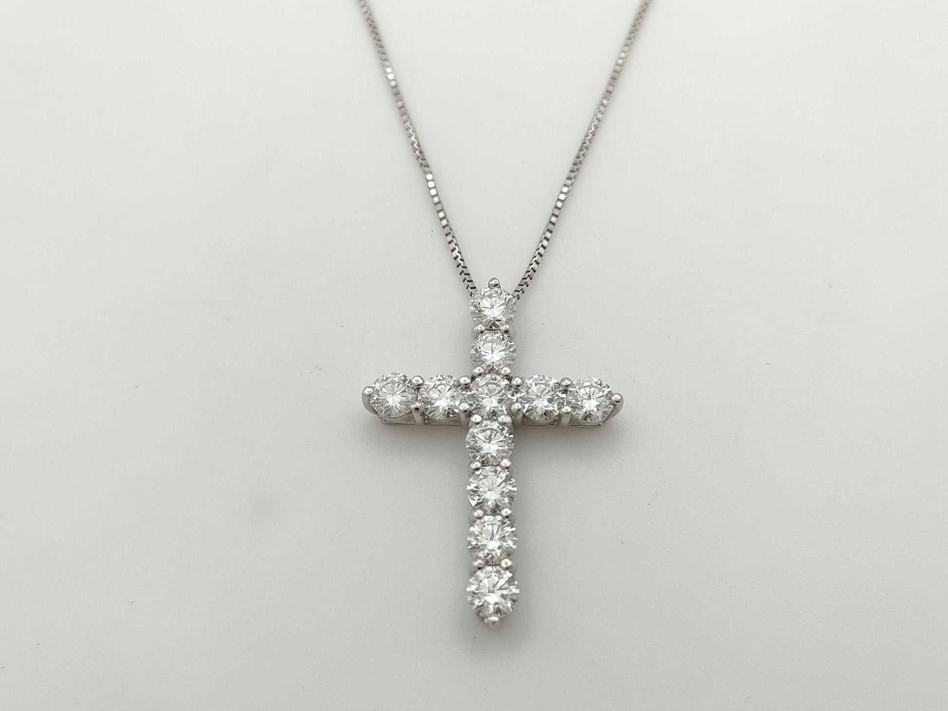 D2.016ct PT900/850 5.0g Necklace