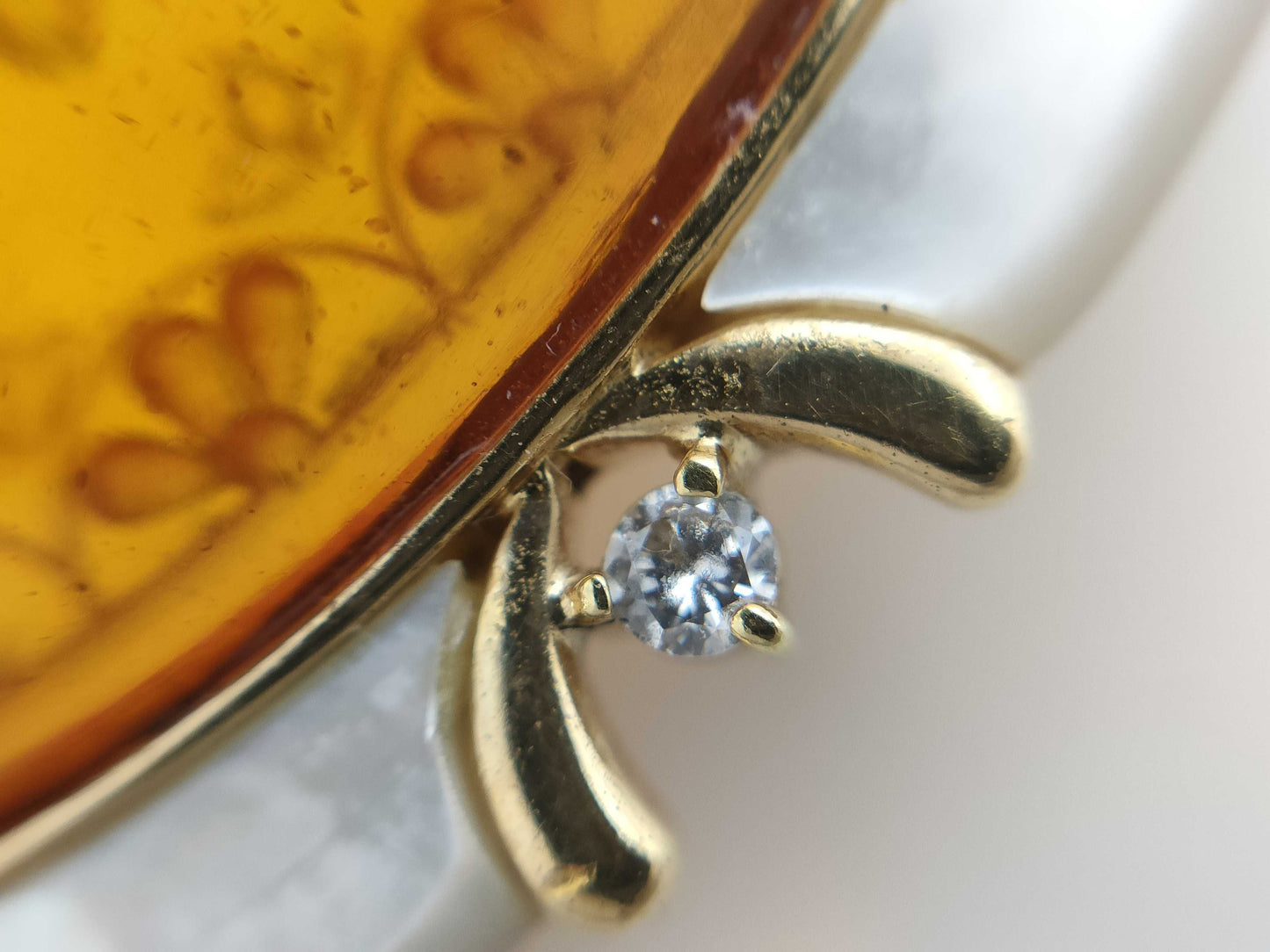Cameo Shell D0.08ct K18 11.5g Pendant Top