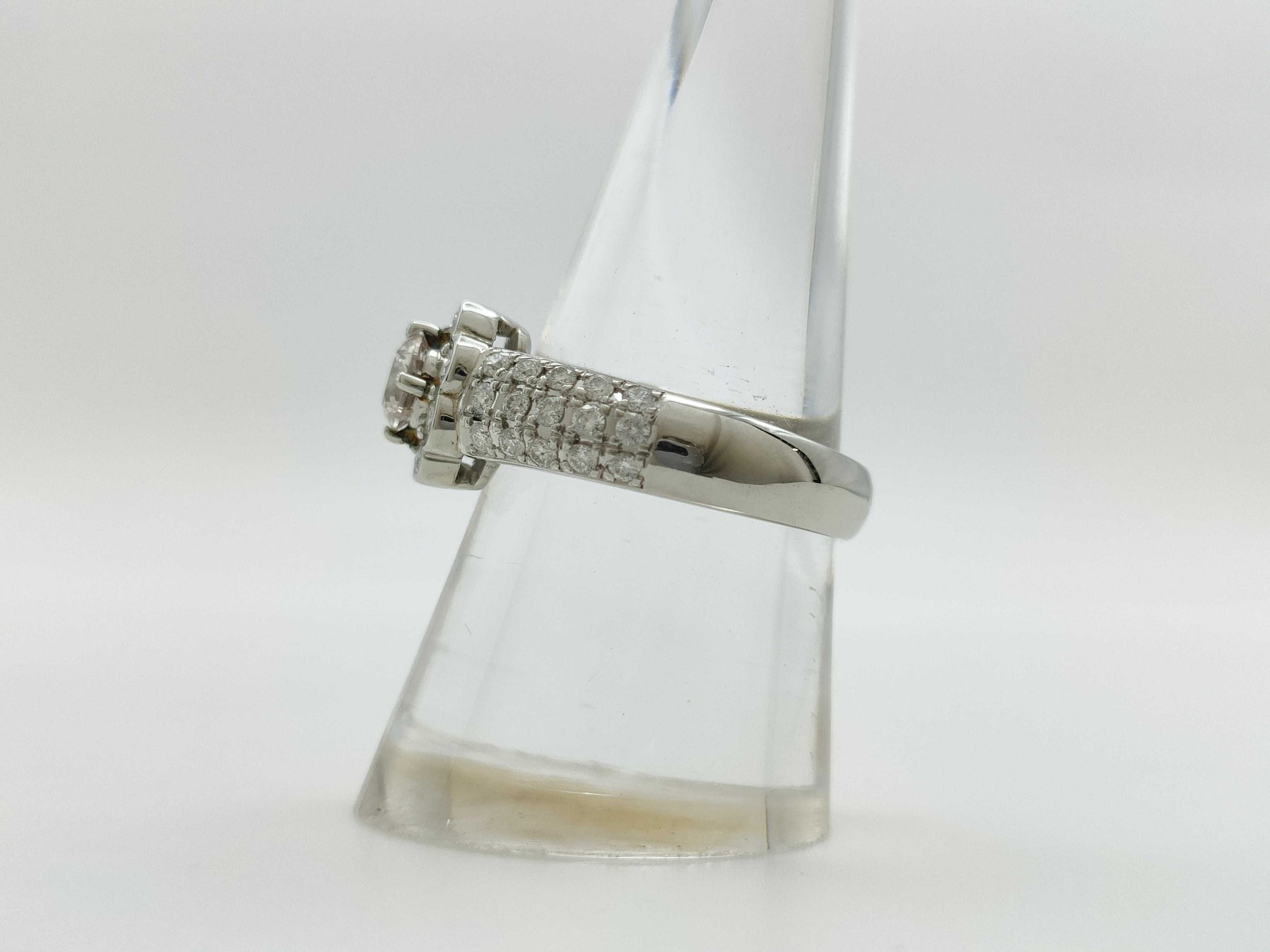 D0.51/0.80ct Pt900 8.5g Ring