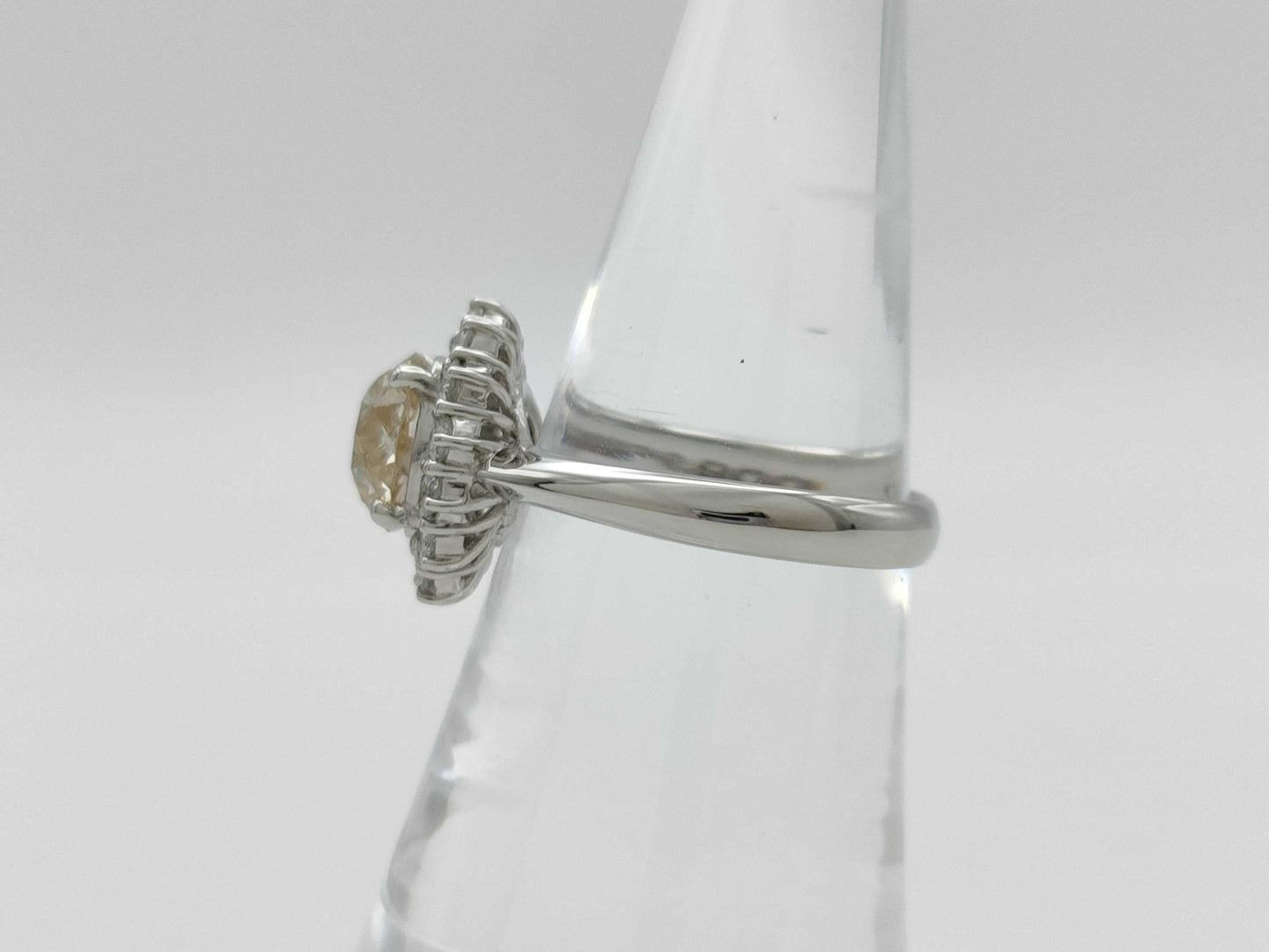 D2.057ct 0.52ct PT900 6.7g Ring