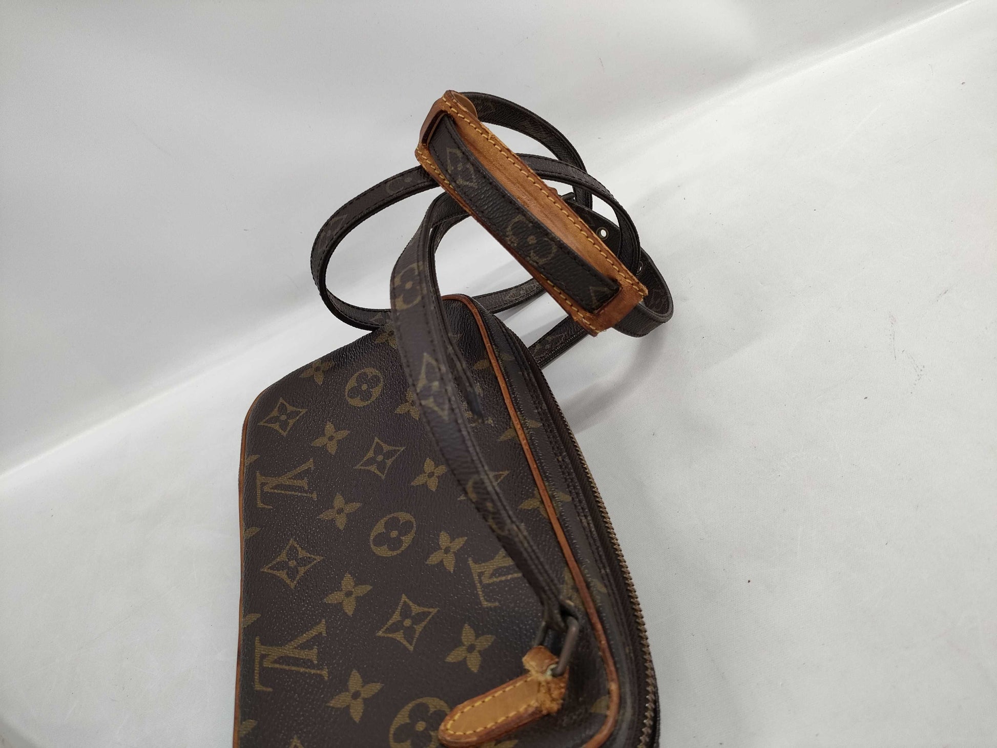LOUIS VUITTON M51828 Monogram Marly Bandouliere Shoulder Bag