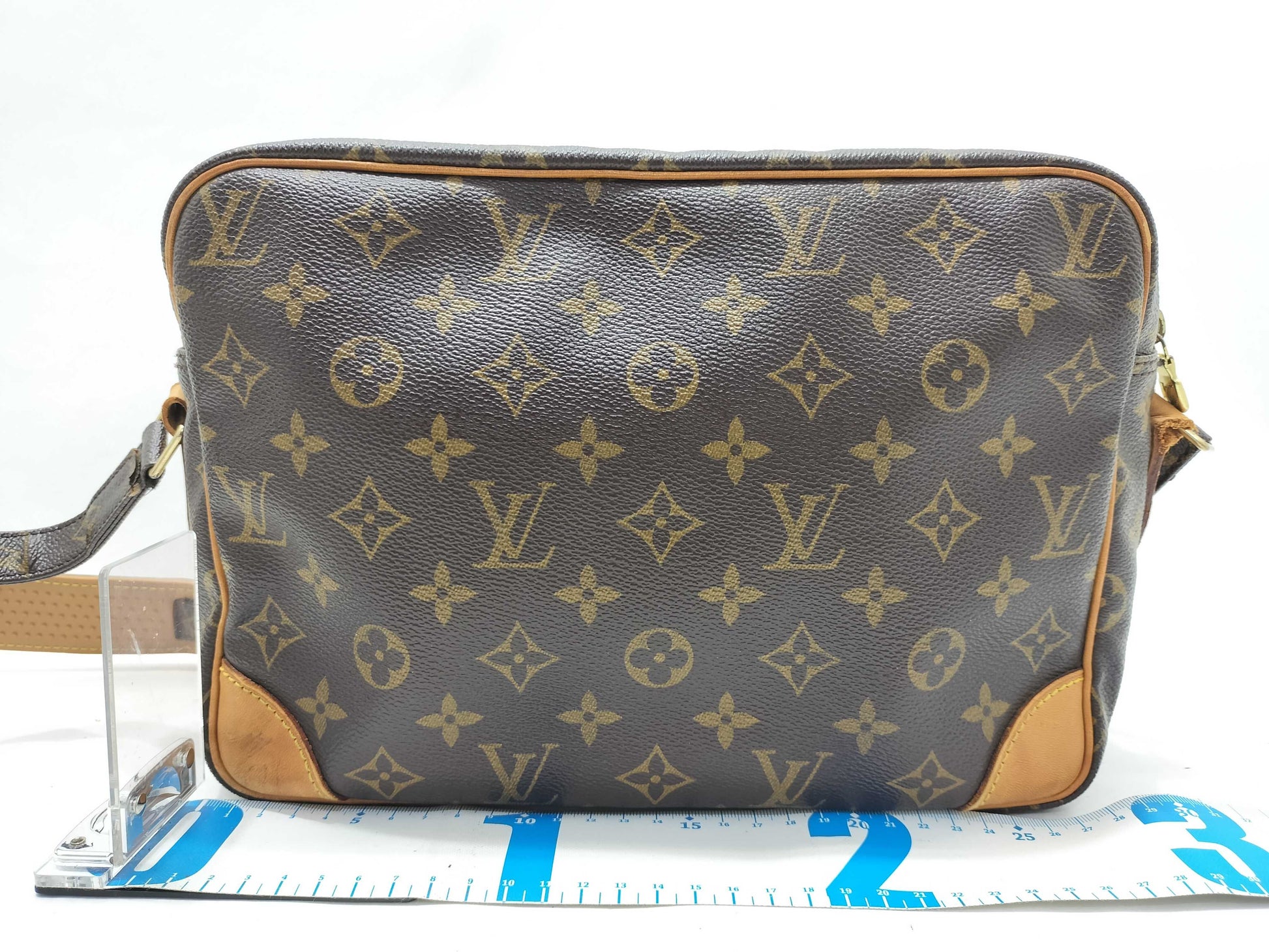 LOUIS VUITTON Monogram Louis Vuitton Shoulder Bag Monogram Brown AR0031 Shoulder Bag