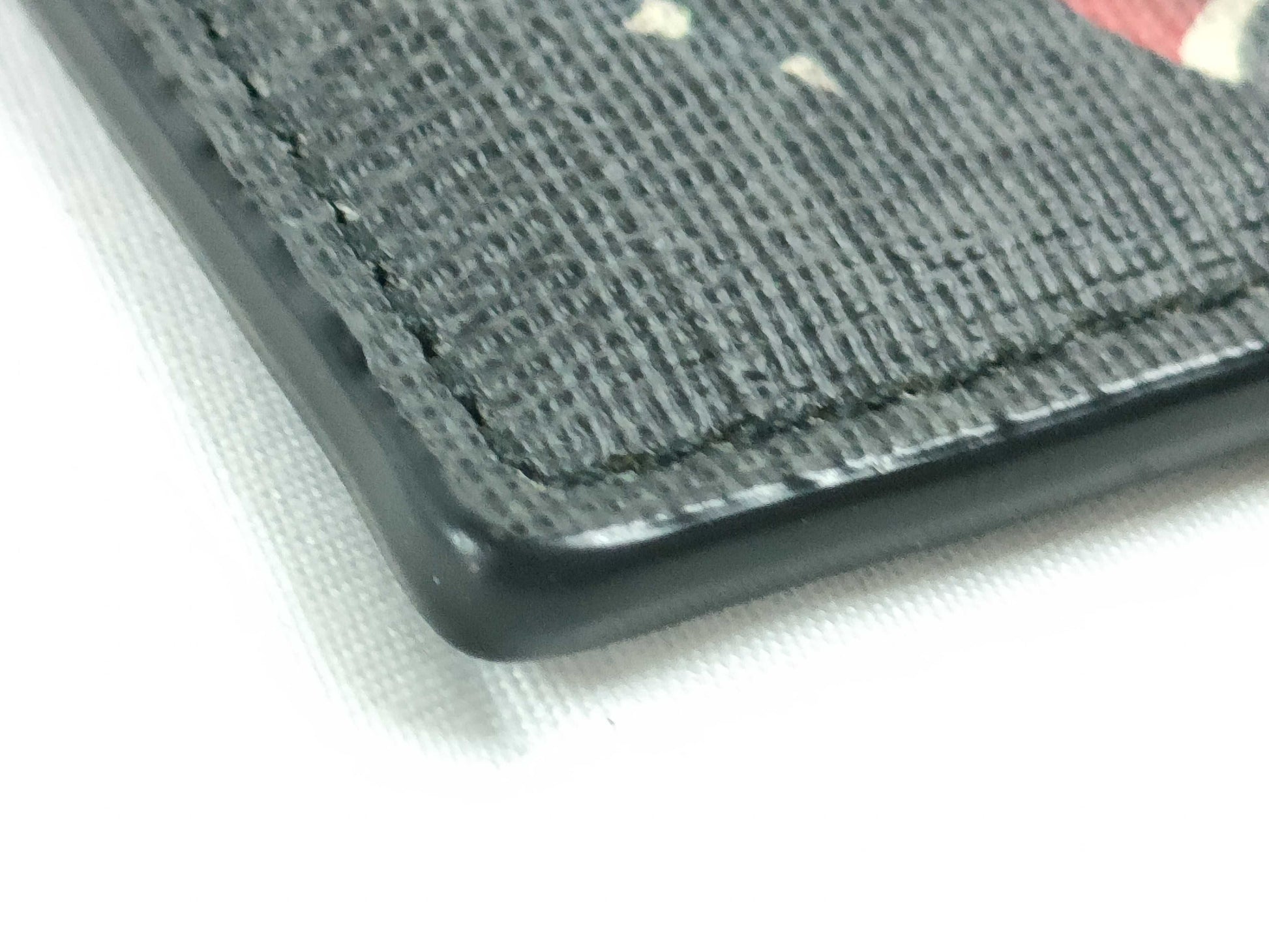 GUCCI GG Supreme GUCCI King Snake GG Supreme Card Case 451277 Black/Grey/Red Card Case, Pass Case, Business Card Holder