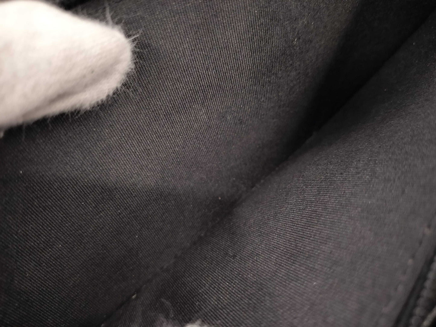 CHANEL CHANEL Coco Mark Round Zip Wallet