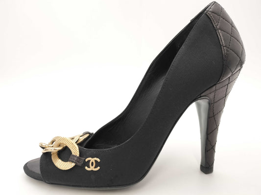 CHANEL CHANEL Chain Heel Pumps