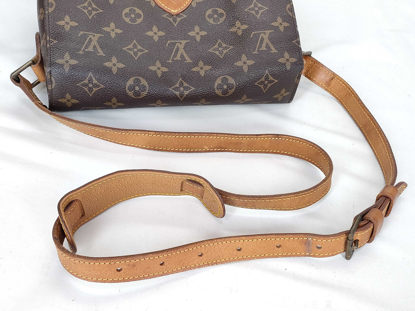 LOUIS VUITTON Monogram Monogram Suncrow GM M51242 Shoulder Bag