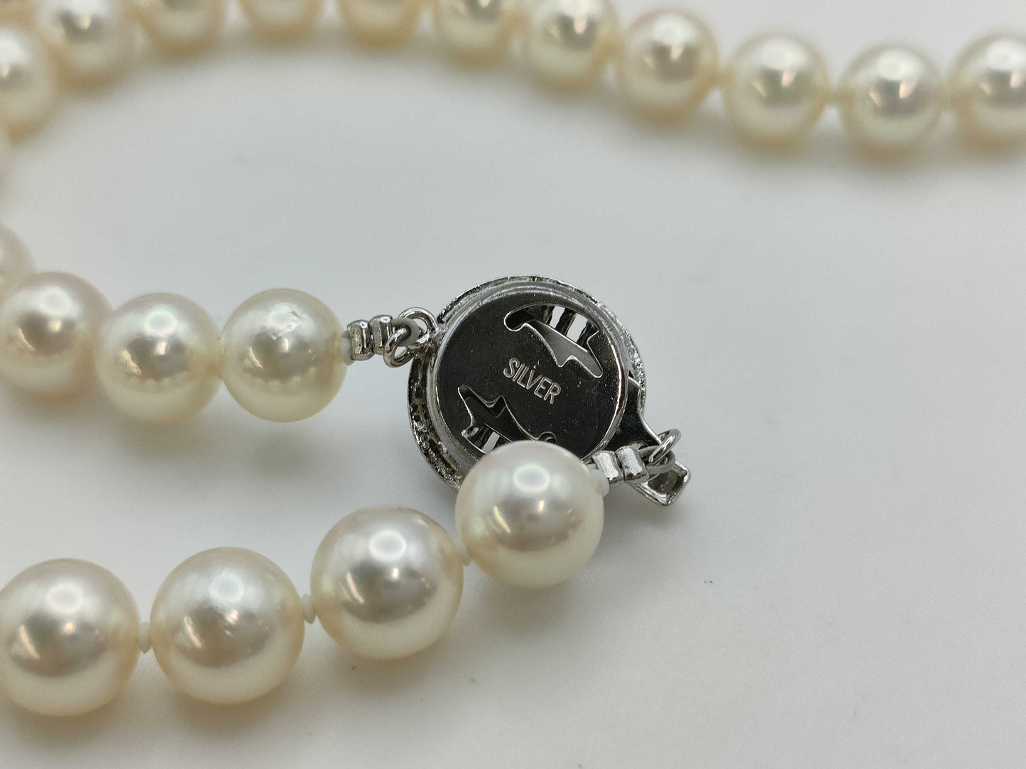 Pearl Diameter Approx. 8.0-8.4mm SV 38.5g / Pearl Diameter Approx. 8.8mm D0.06ct Pt900 5.7g / Pearl Diameter Approx. 8.0mm Pt900 3.2g Other Accessories