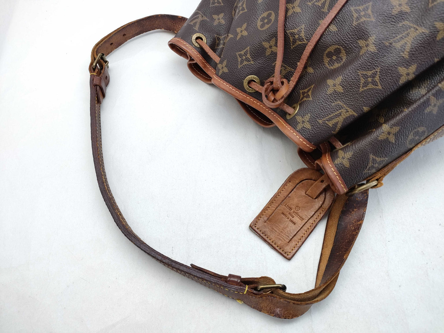 LOUIS VUITTON Monogram LOUIS VUITTON Louis Vuitton M40818 Monogram Petit Noe Shoulder Bag Shoulder Bag