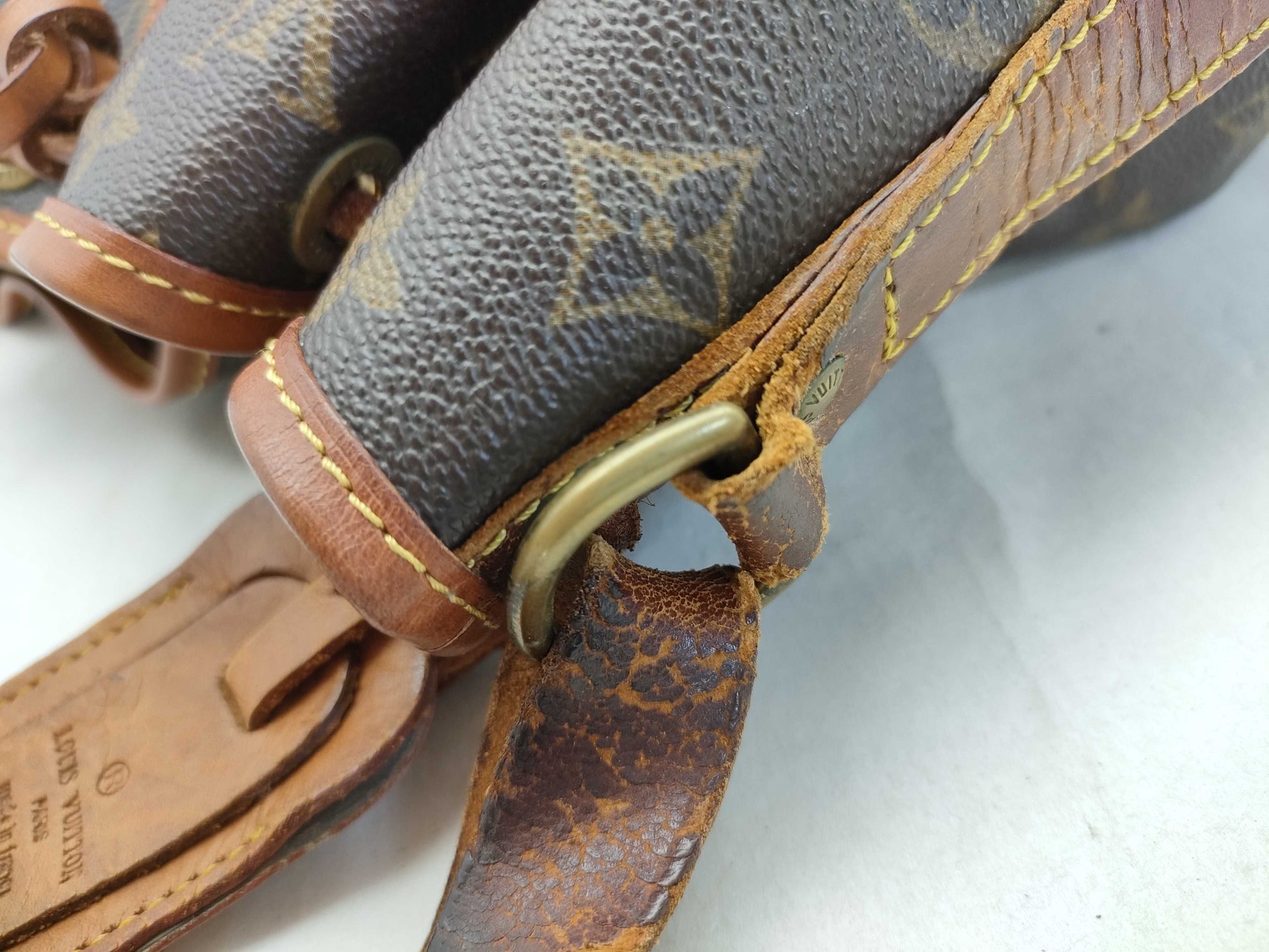 LOUIS VUITTON Monogram LOUIS VUITTON Louis Vuitton M40818 Monogram Petit Noe Shoulder Bag Shoulder Bag