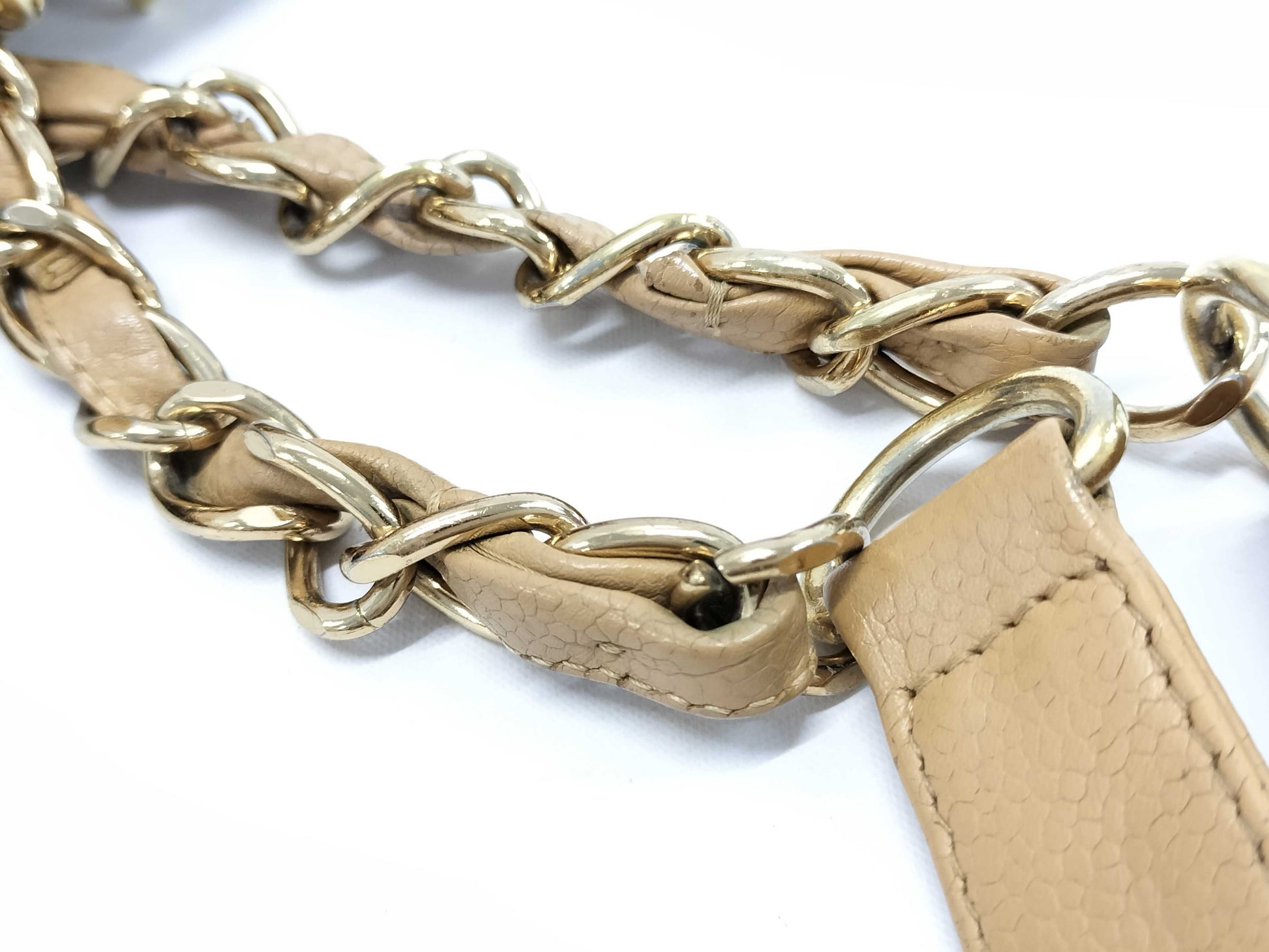CHANEL beige shoulder bag