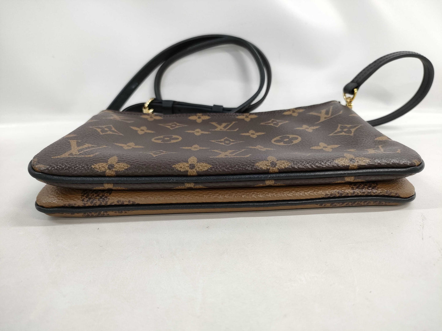 LOUIS VUITTON Pochette Double Zip M69203 Shoulder Bag