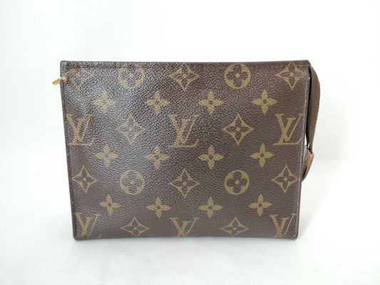 LOUIS VUITTON Monogram Monogram Pochette Toilette 19 M47544 Pouch