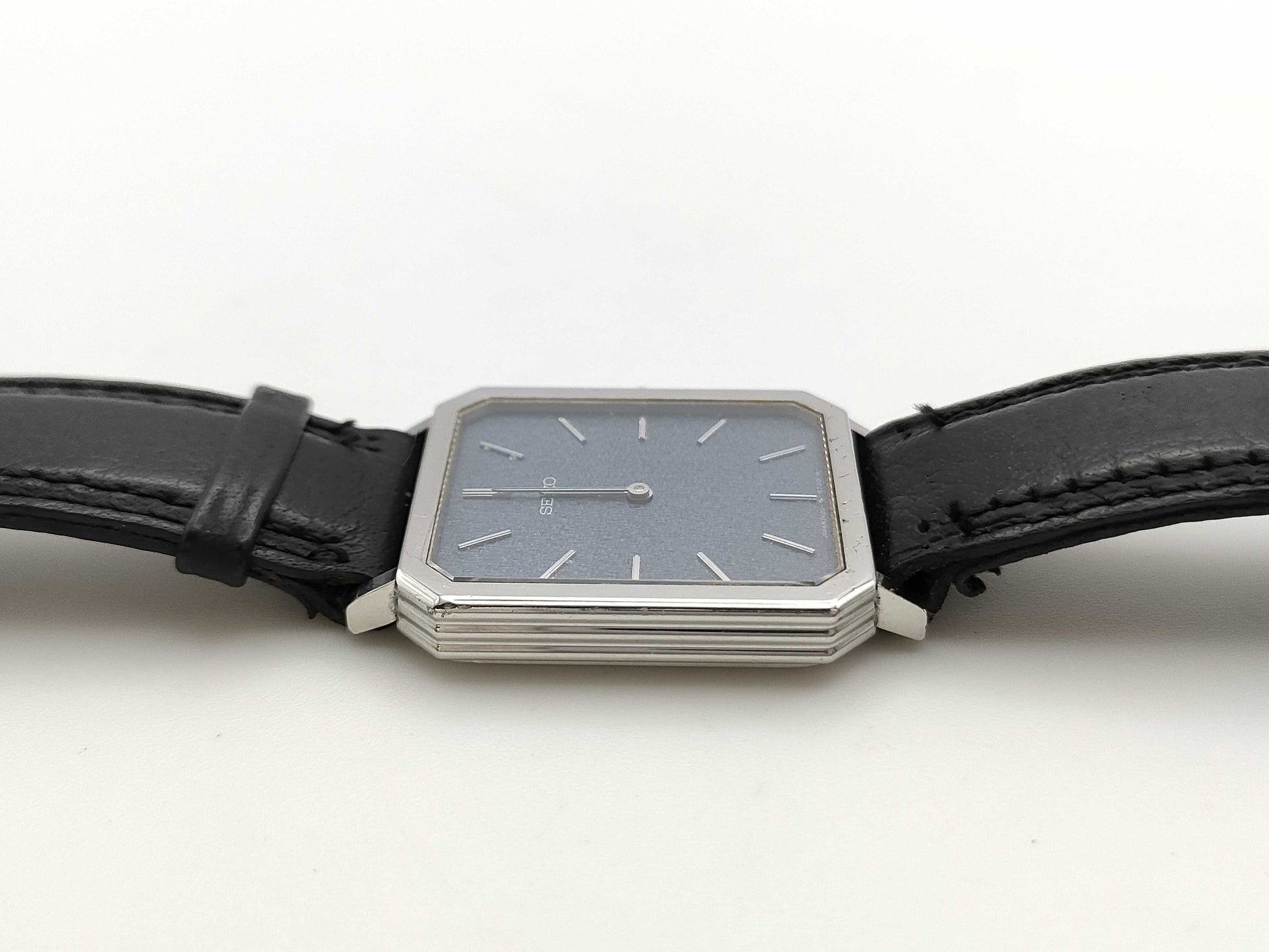 SEIKO 2620-5290 8N0856 Quartz Immovable Women's Watch