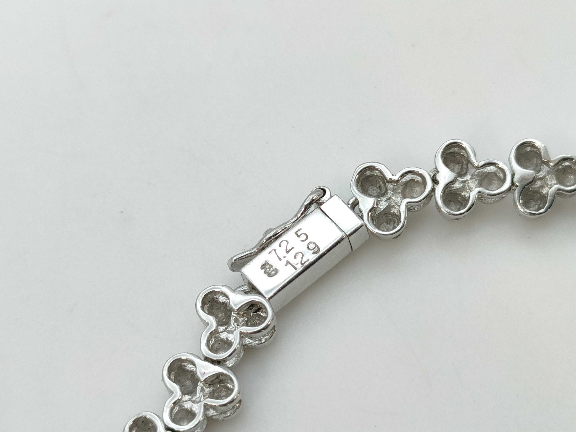 Pearl diameter approx. 13.6mm D1.29/7.25ct 750 29.3g necklace
